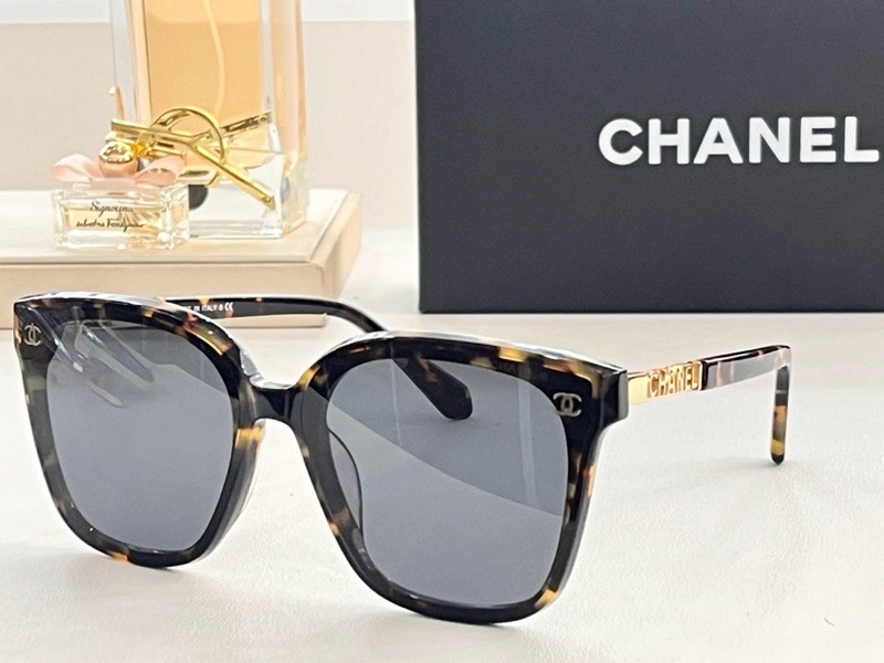 Chanel Sunglasses 42